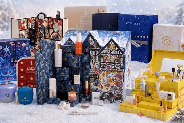 Beauty lovers who order the Wowcher mystery advent calendar have a chance of receiving a luxury beauty advent calendar from names including Liberty, Harrods, Selfridges, Space NK, Charlotte Tilbury and Tatcha.