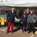 Cllr Morris visits card stall holders Kim and Dave.
