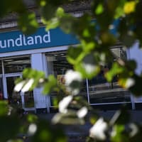 Future of Bedfordshire Poundland stores in doubt as company could face insolvency