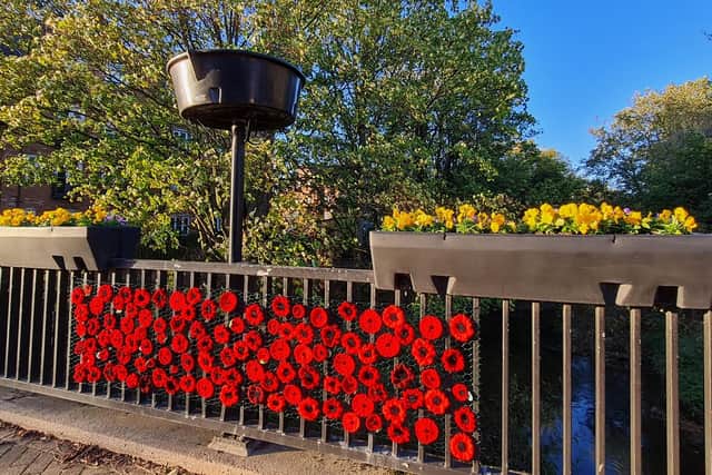 A previous poppy display in Leighton-Linslade town centre. Image: Leighton-Linslade Town Council.