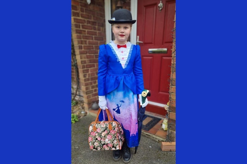 Heidi, aged 9, as Mary Poppins