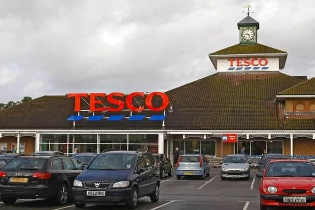 'Tesco the Grinch': Leighton Buzzard supermarket under fire as free
