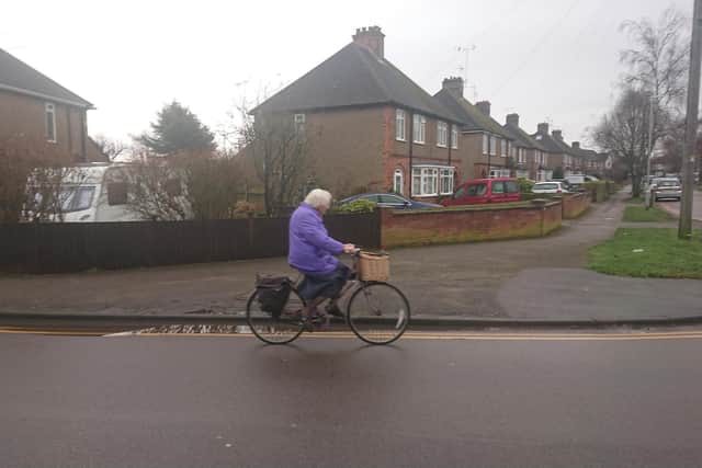 Cycling in Leighton-Linslade. Image: BuzzCycles.