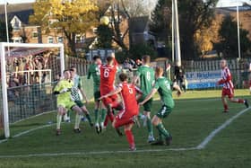 Leighton attack from a set piece against Kidlington on Saturday. Photo: Andrew Parker.