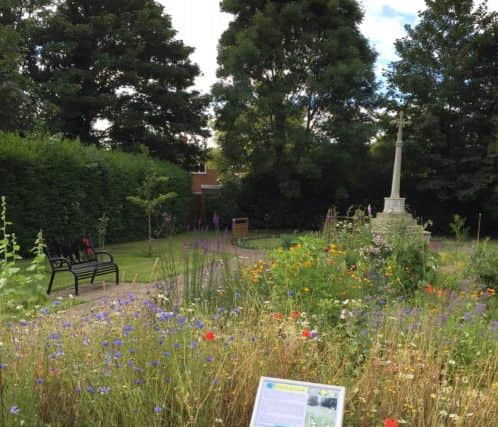 In Bloom Judges visit to Leighton-Linslade: Mentmore Memorial Garden