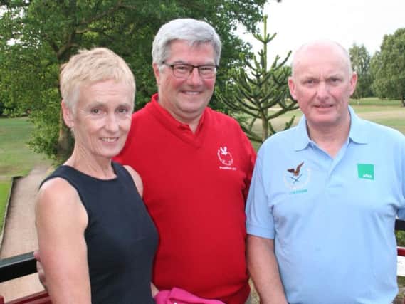 Sue Preston and Shane Bentley with Leighton club President Keith Cox